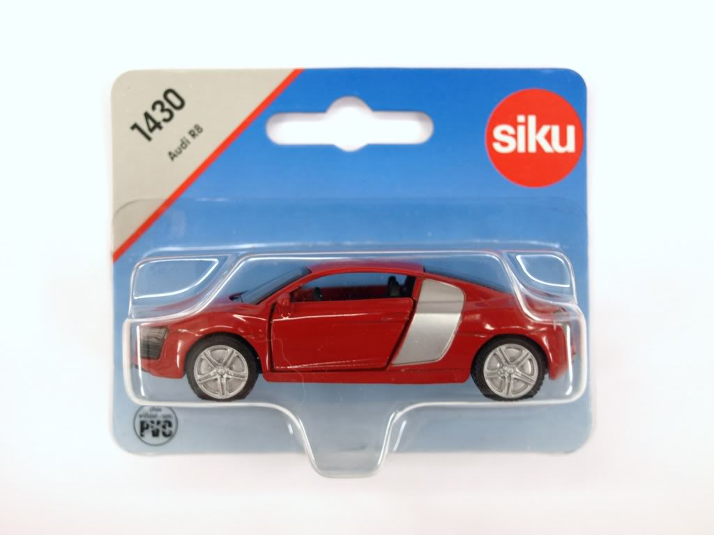 Металлическая машина Audi R8, 1:55  